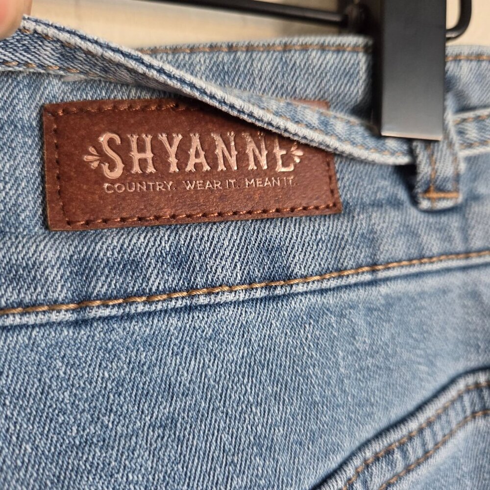 Shyanne High-Rise Patch Pocket Seamed Flare Jeans Light Wash 30 Cowgirl Western - Picture 8 of 10